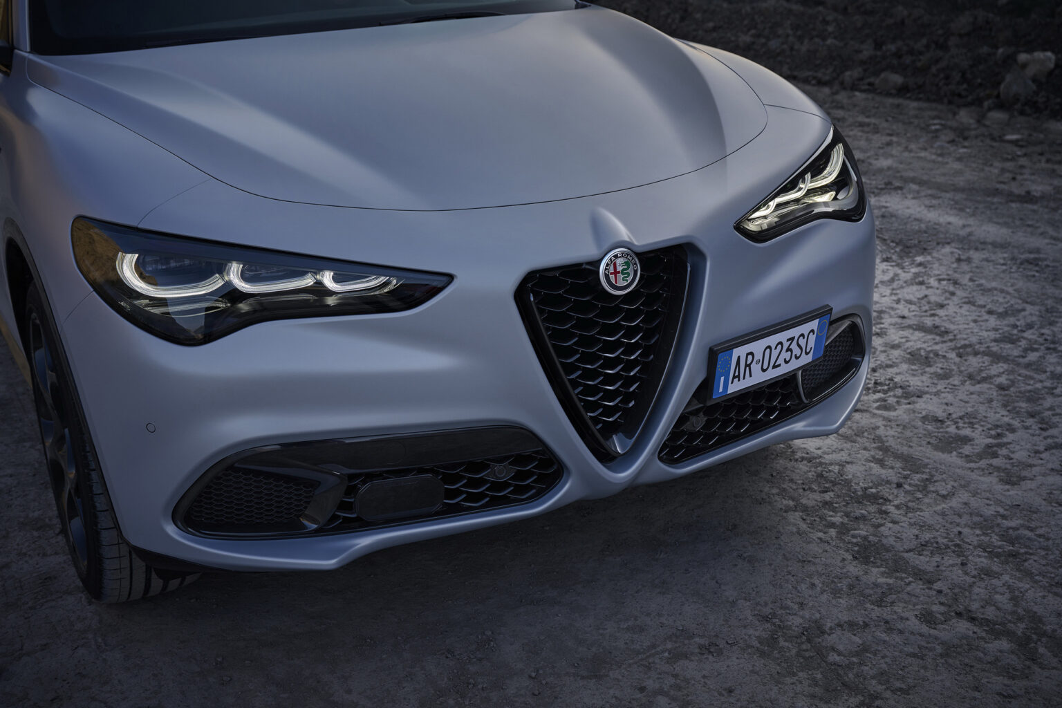 Alfa Romeo Targets BMW With $1,800 Price Cuts On 2024 Giulia and ...