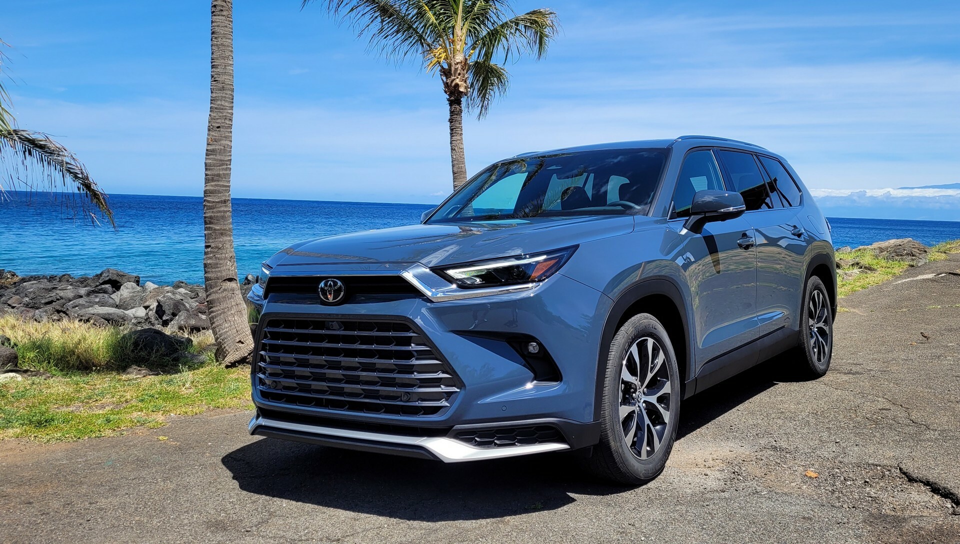 Review: The 2024 Toyota Grand Highlander Is A Jack Of All Trades ...