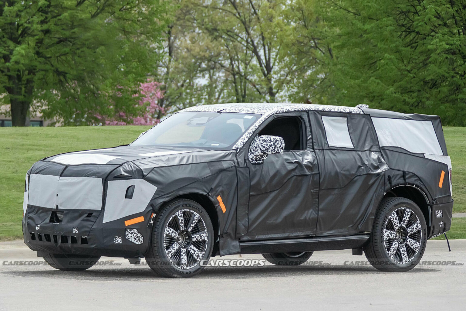 2025 Cadillac Escalade IQ Spied For The First Time As Brand’s Flagship ...