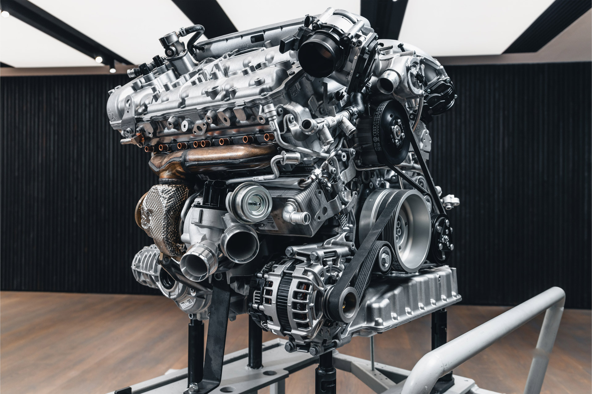 Bentley Salutes W12 Engine With Speed Edition 12 Models, Gives Each ...