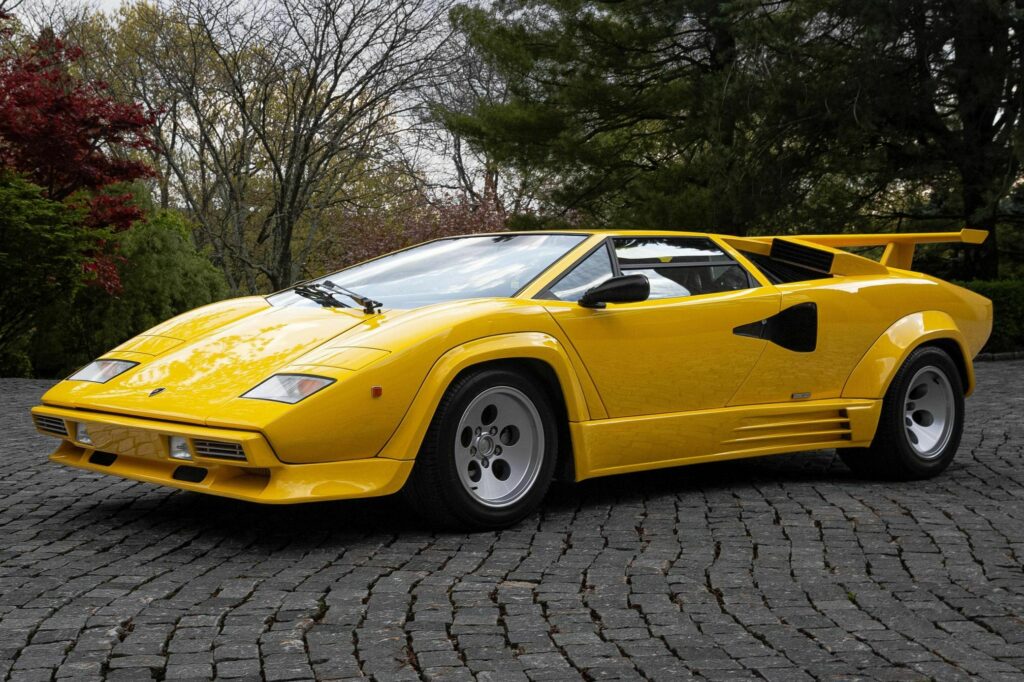 Gorgeous Lamborghini Countach 5000 QV Proves Yellow And Brown Can Work ...