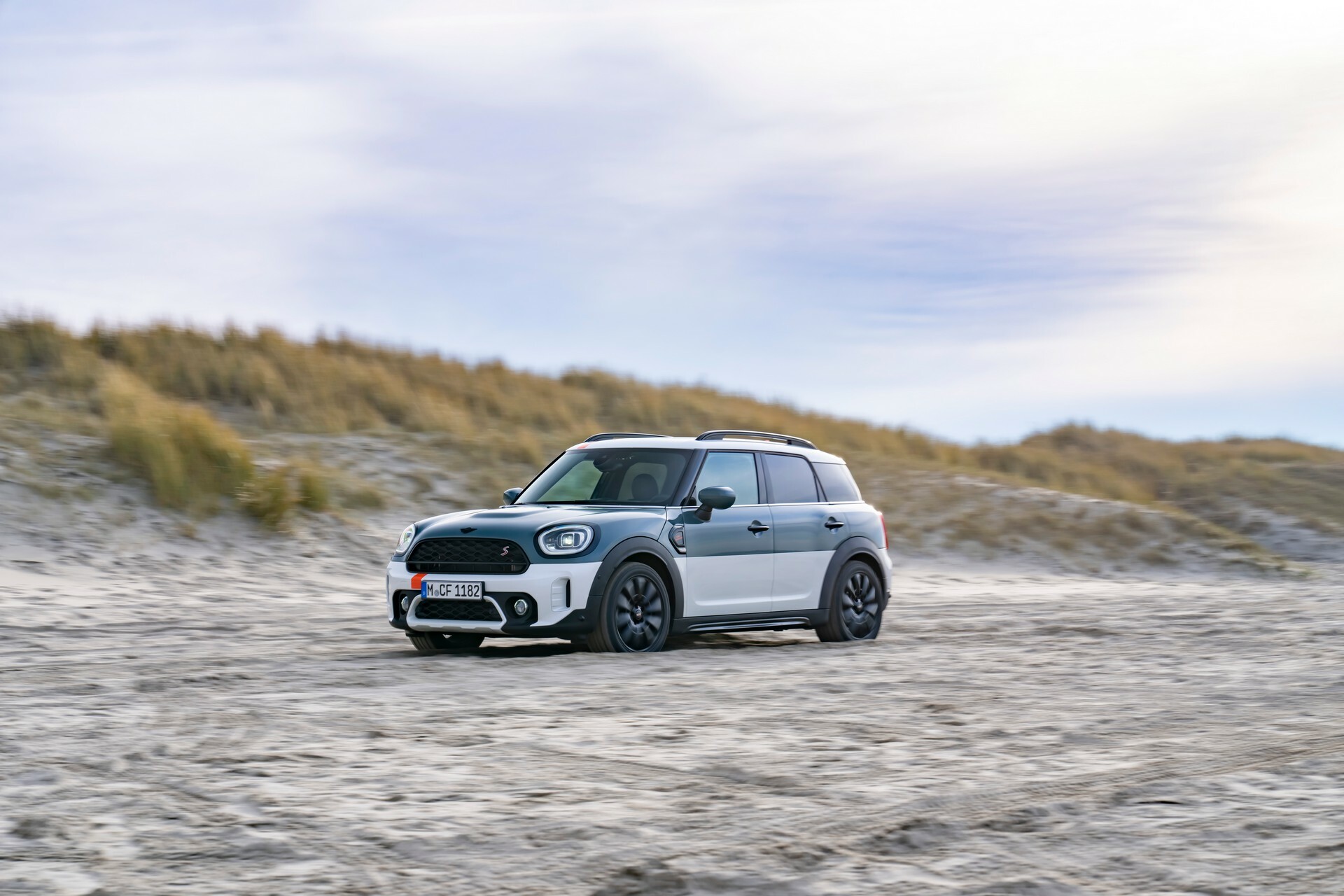 MINI Cooper S Countryman ALL4 Uncharted Edition Debuts As A Two-Tone ...