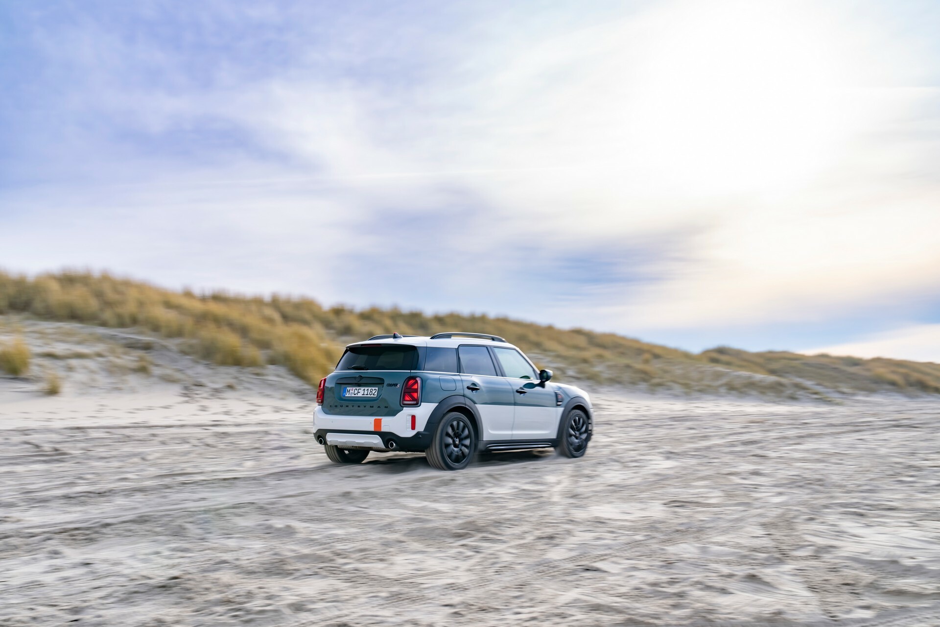 MINI Cooper S Countryman ALL4 Uncharted Edition Debuts As A Two-Tone ...