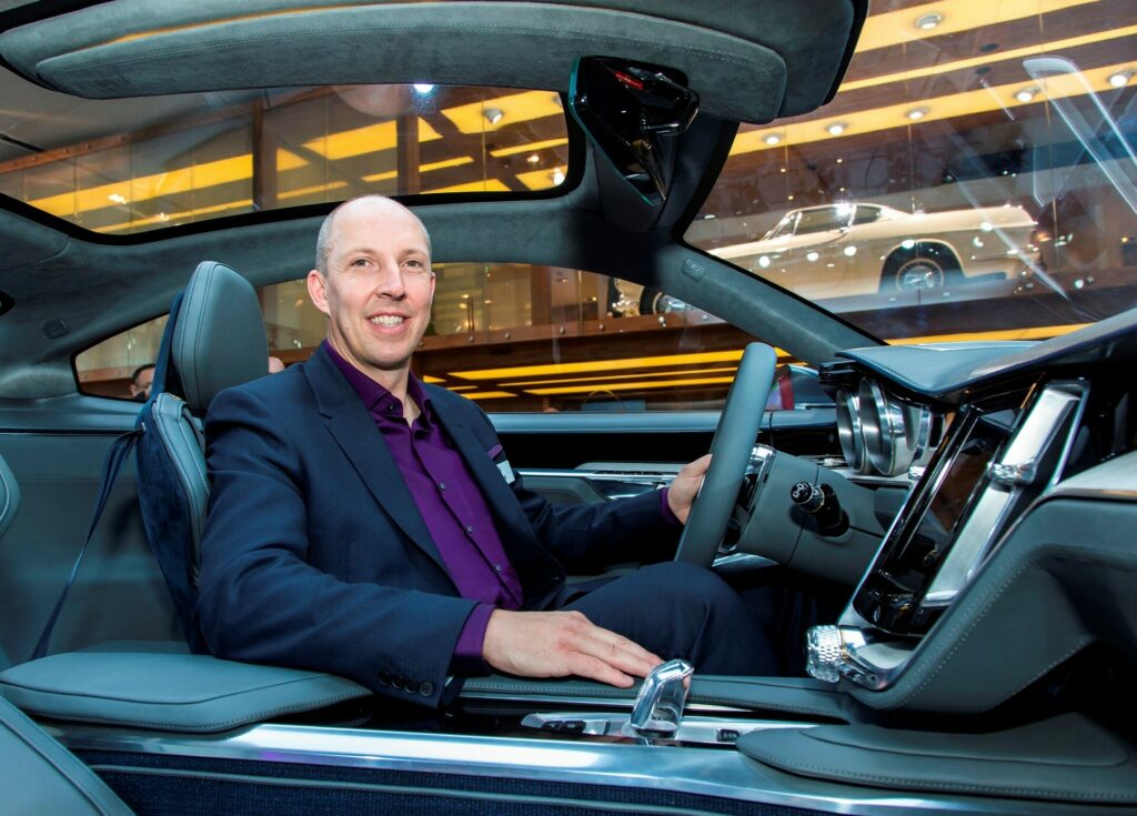  Bentley recurre al ex jefe de diseño de Volvo para llevarlos a la era eléctrica