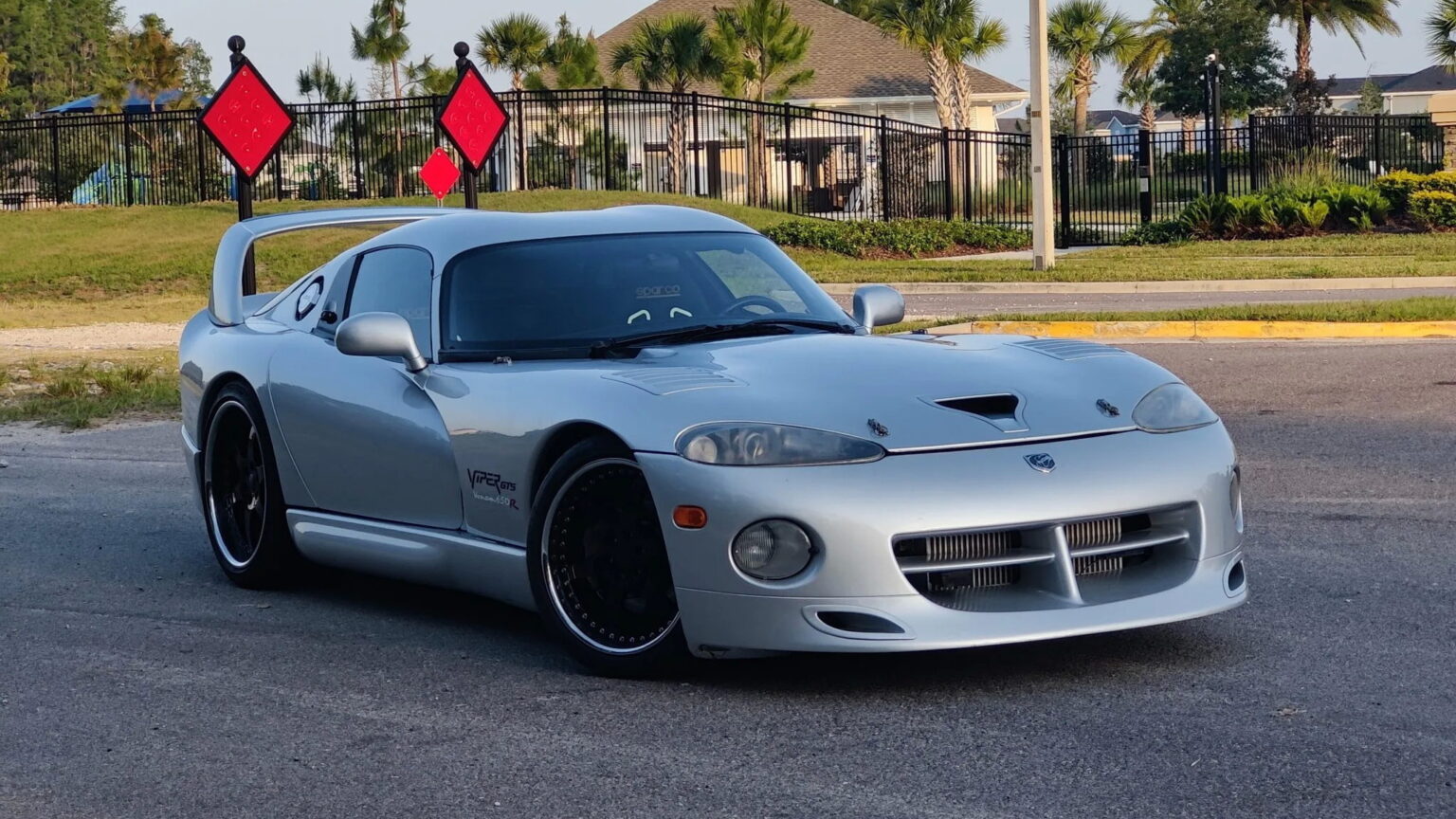 This Dodge Viper GTS ACR Has A Hennessey Upgrade Plus Twin Turbos ...