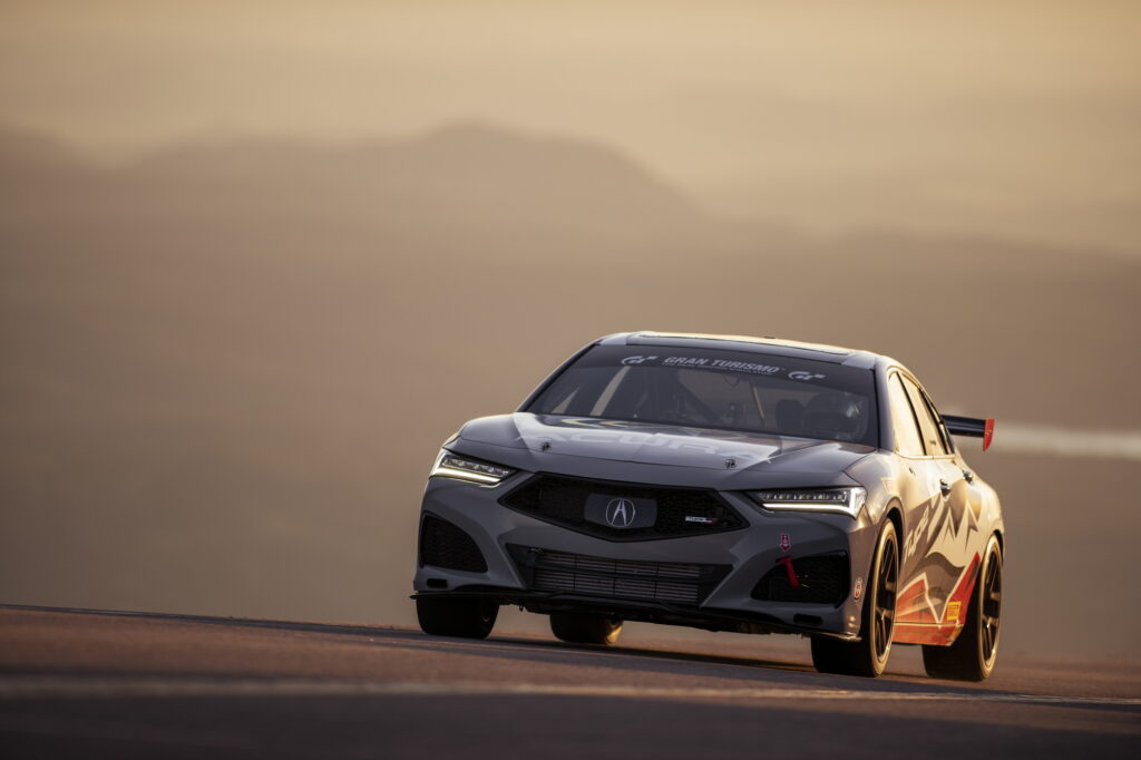 Acura Brings Integra Type S Racer, Crazy NSX Type S To Pikes Peak