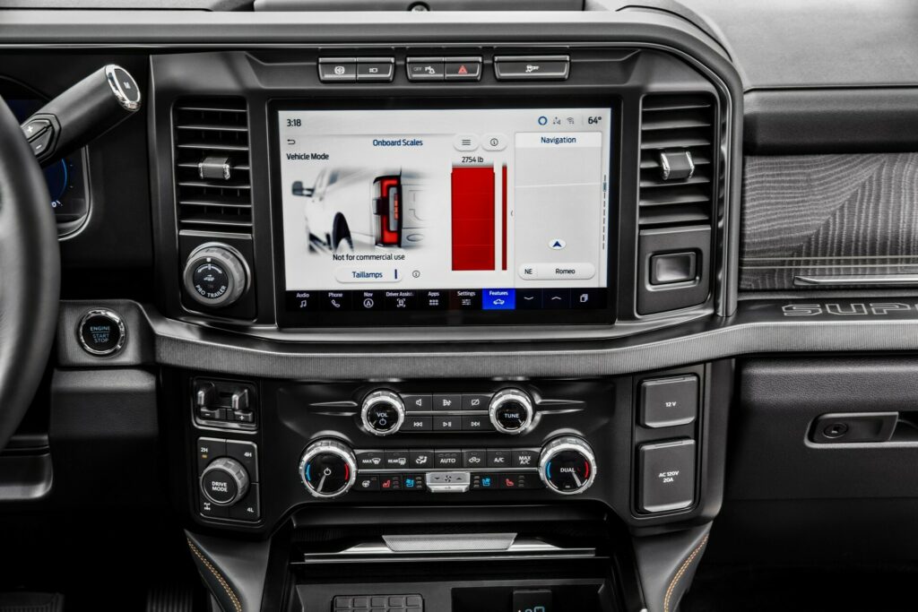 Ford's New Super Duty Packs Plenty Of Smarts And A Fighter Jet Inspired HUD