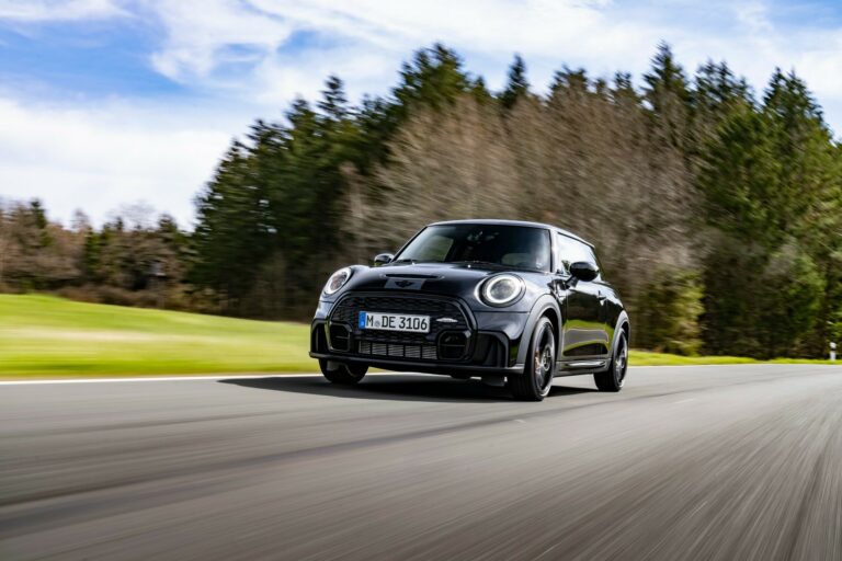 Oh Shift, MINI’s Manual JCW 1TO6 Edition Has A Maxi Price Of $45,300 ...