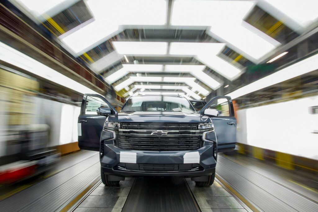 GM Says ICE ICE Baby, Will Build New Generation Of Gas-Powered Full-Size  SUVs In Texas