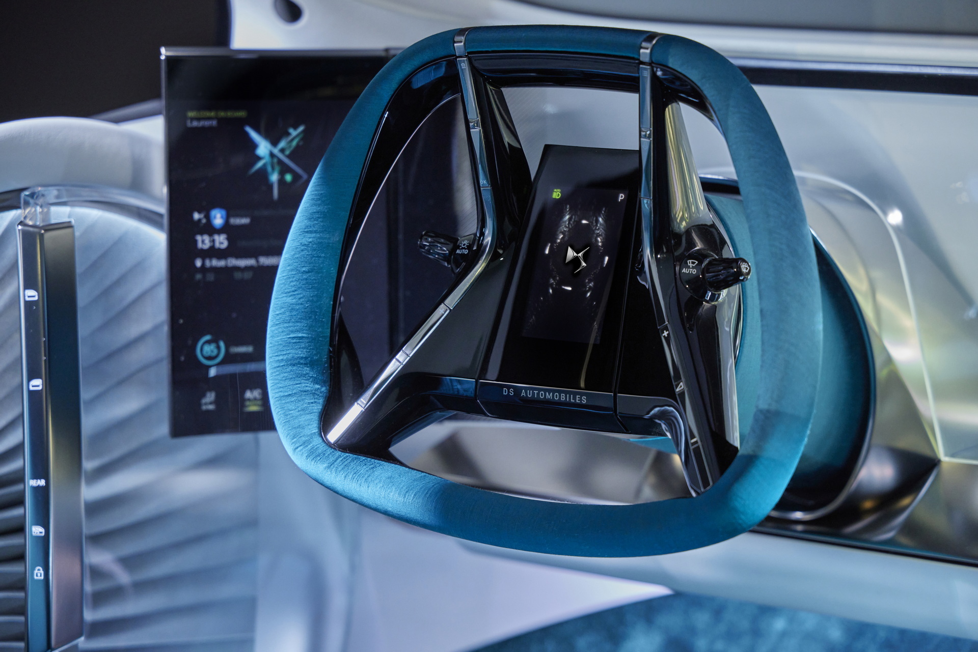 Peugeot Exalt Concept Interior