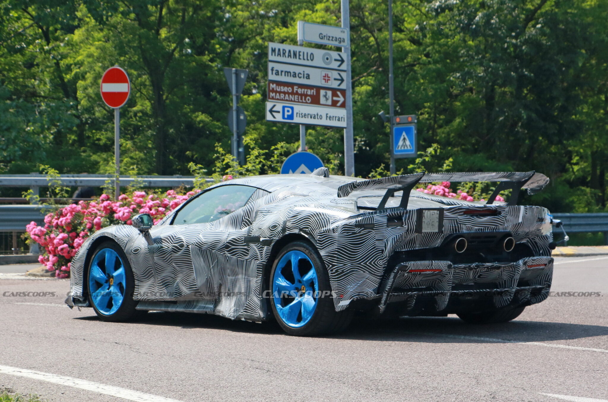 New Ferrari SF90 LM Shows Off More Extreme Aero Ahead Of Rumored Le ...