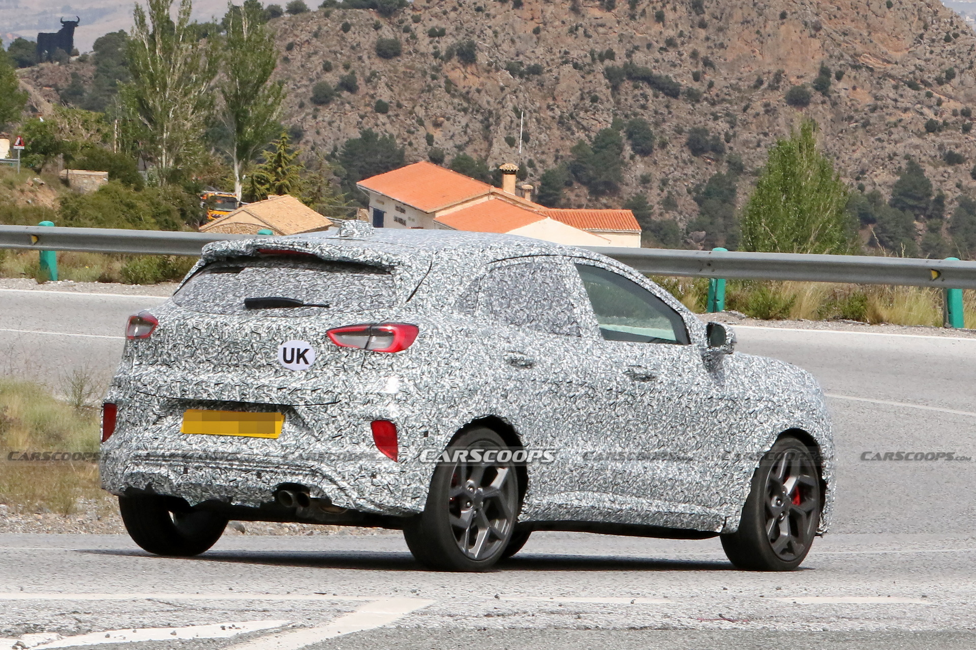 2024 Ford Puma Facelift Makes Spy Debut In ST Guise | Carscoops