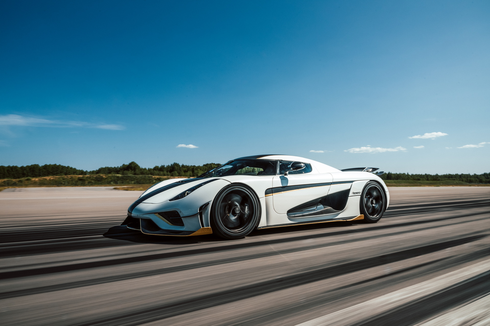 Кёнигсегг 2019 Regera