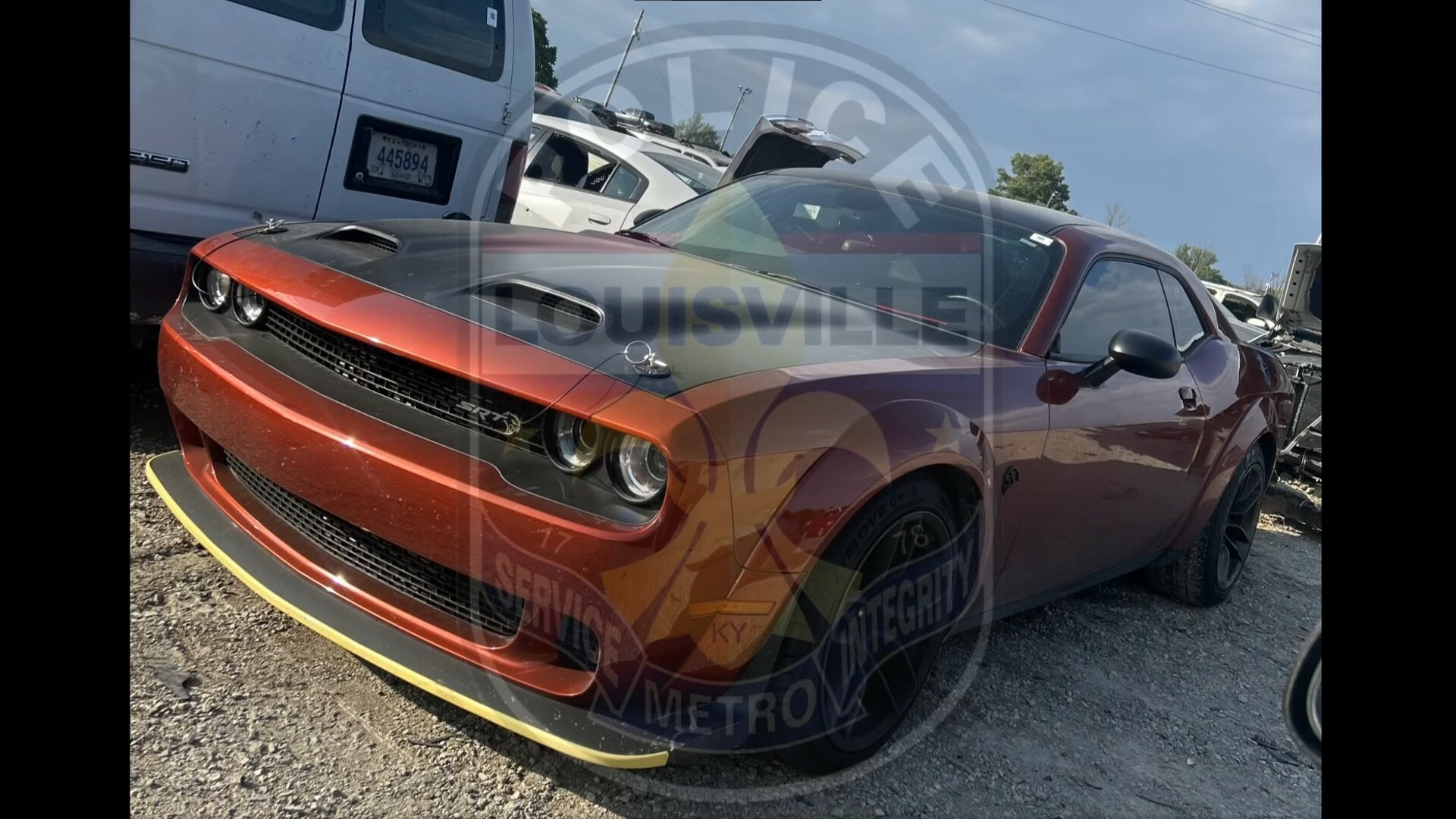 Пороги dodge Challenger Hellcat