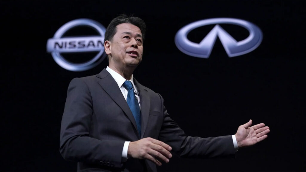  Nissan Investigating Claims CEO Kept Outgoing COO Under Surveillance