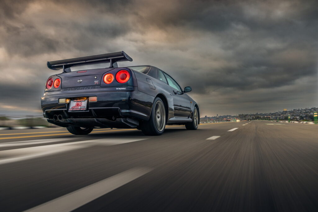 Super Rare R34 Nissan Skyline GT-R V-Spec In Midnight Purple Up For Sale In  U.S.