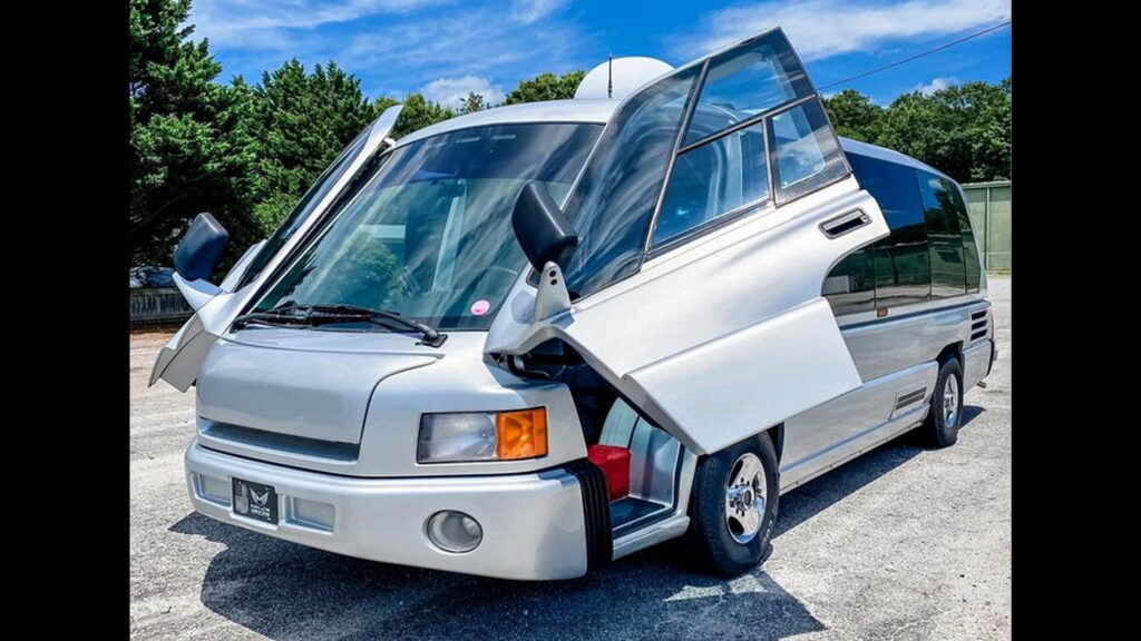  The Mauck 1120S Is The DeLorean Of Buses And One Was On Sale For $75K