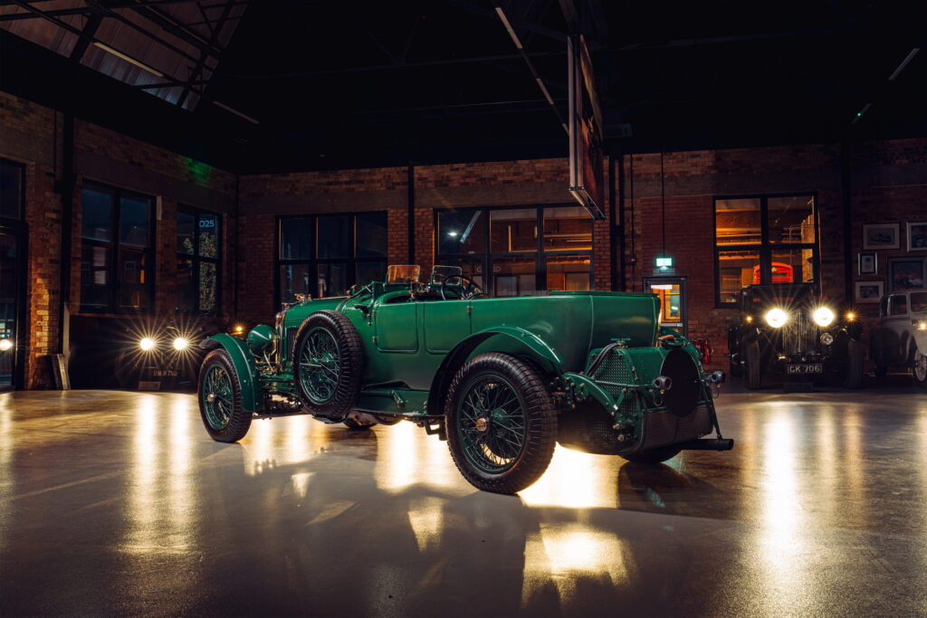  El primer automóvil de continuación Bentley Speed ​​Six finalmente está listo para su debut público