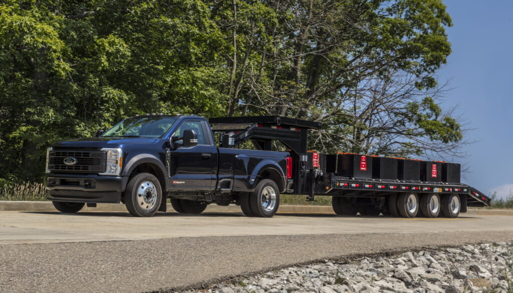     Ford rappelle 13 camions Super Duty parce que les roues pourraient tomber