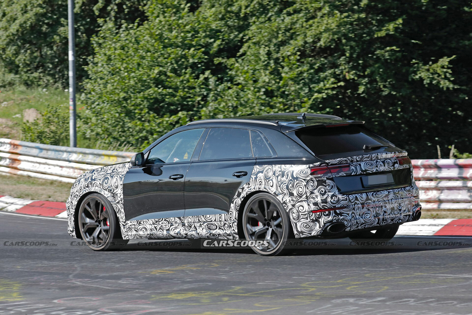 2024 Audi RS Q8 Shows Its Bigger Grin In New Spy Photos | Carscoops