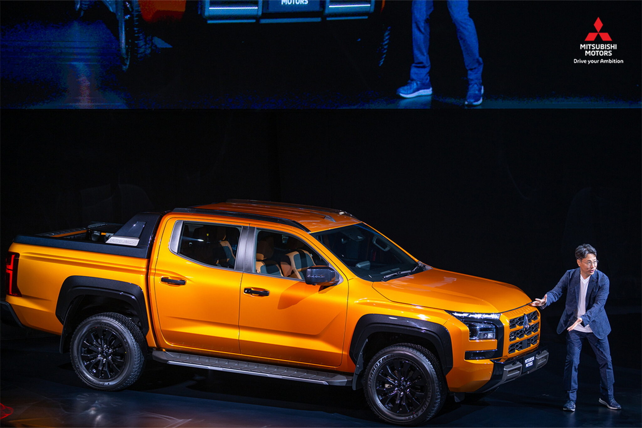 Mitsubishi Shows Customized Tritons Including Slammed Sports Truck ...