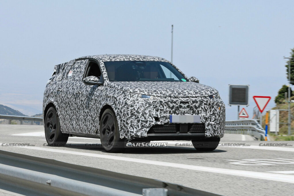 2024 Peugeot 3008 Shows 21-Inch Curved Screen Ahead Of September Debut