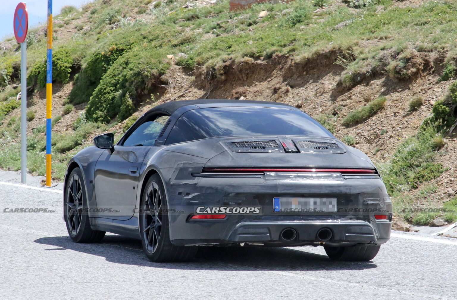 2024 Porsche 911 Targa Facelift Spied With Very Subtle Updates Carscoops