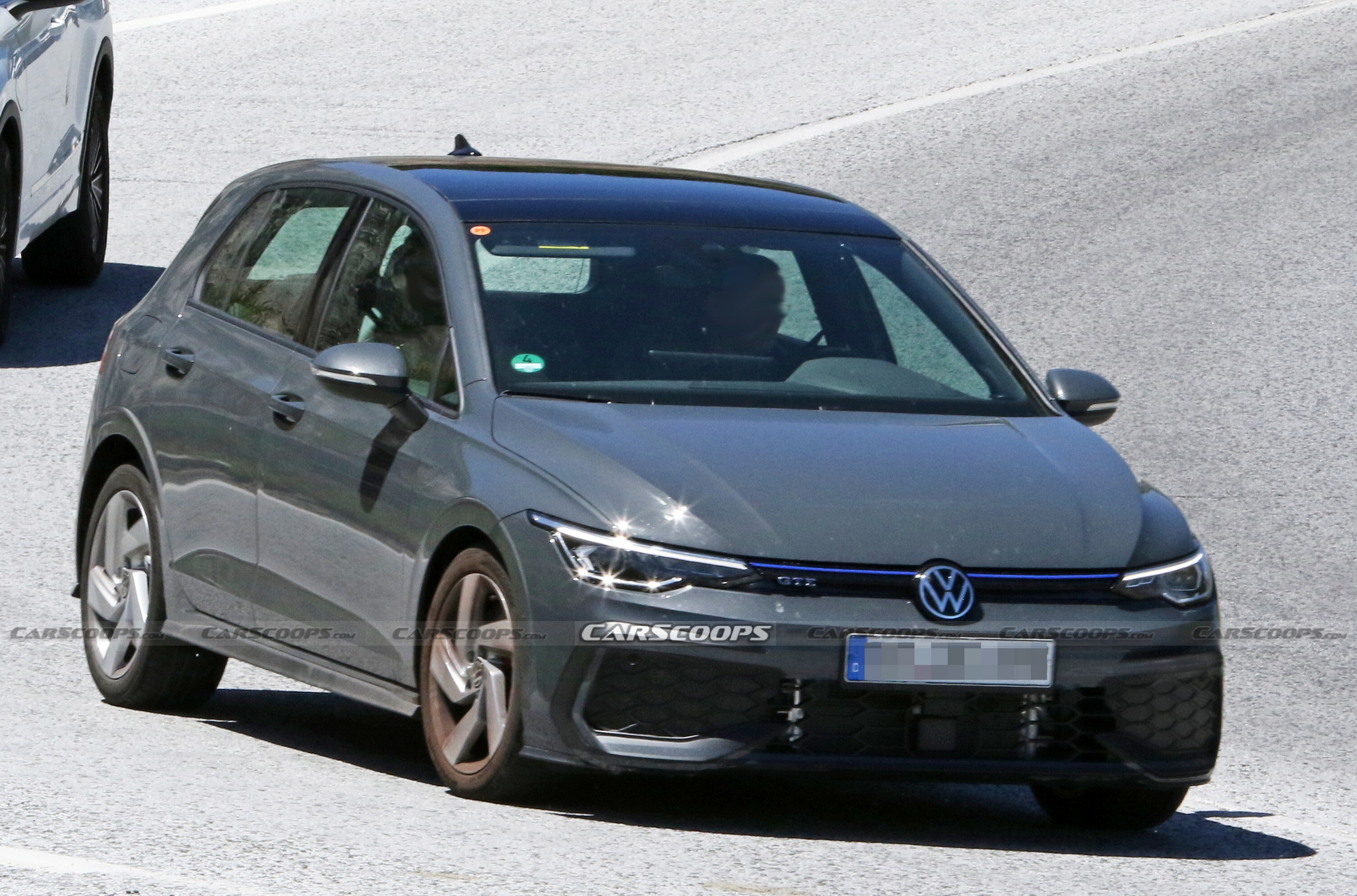 Vw Golf Gte Facelift Spied With Revised Bodykit Carscoops