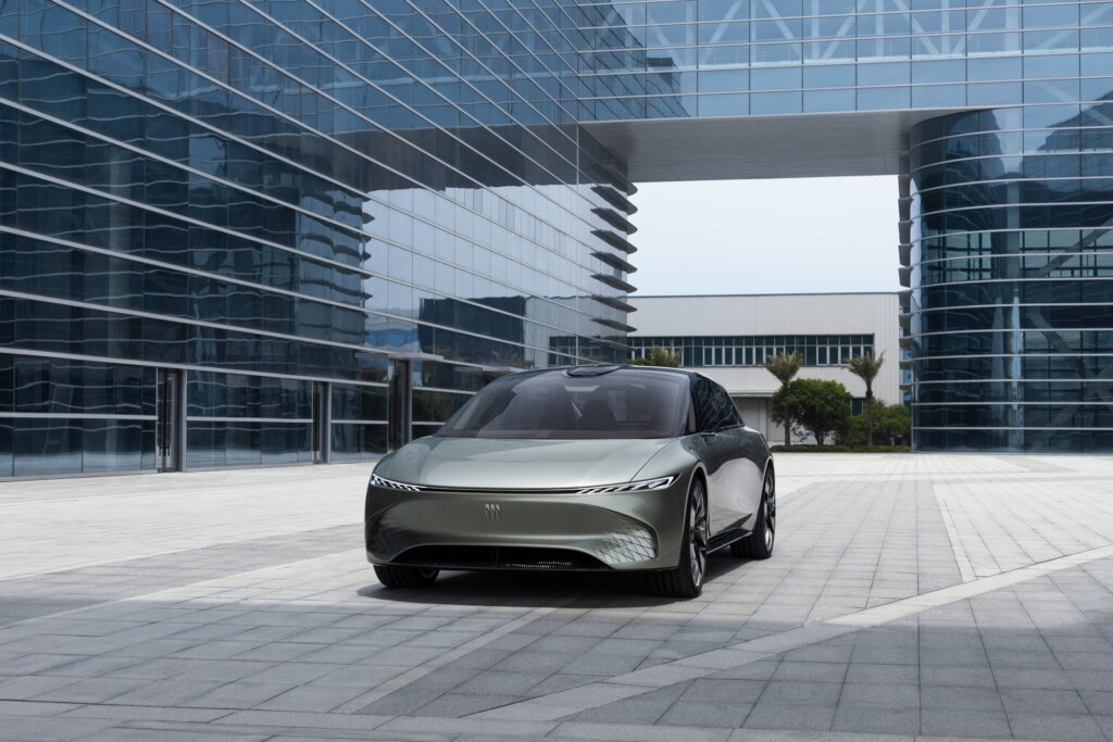 Buick Proxima Concept es un sedán insignia EV con puertas de ala de gaviota diseñadas en China