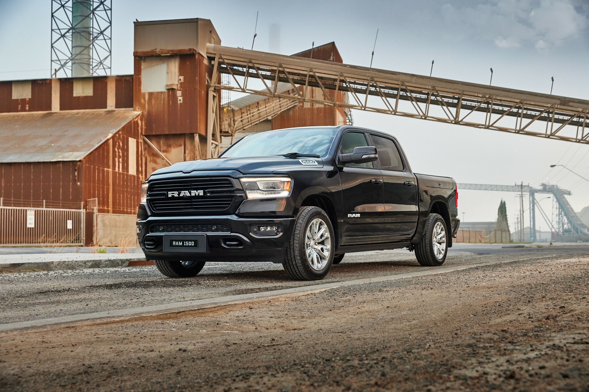 Ram 1500 Laramie Sport Joins Aussie Line-Up With Familiar 5.7-Liter ...