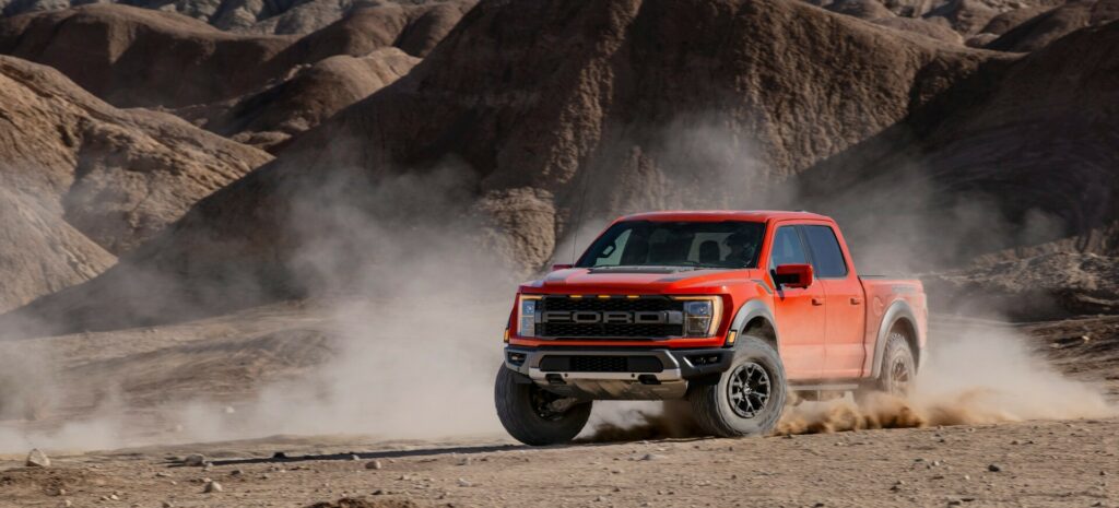 2024 Ford Ranger Raptor Meets F-150 Raptor, Shows The Family Resemblance