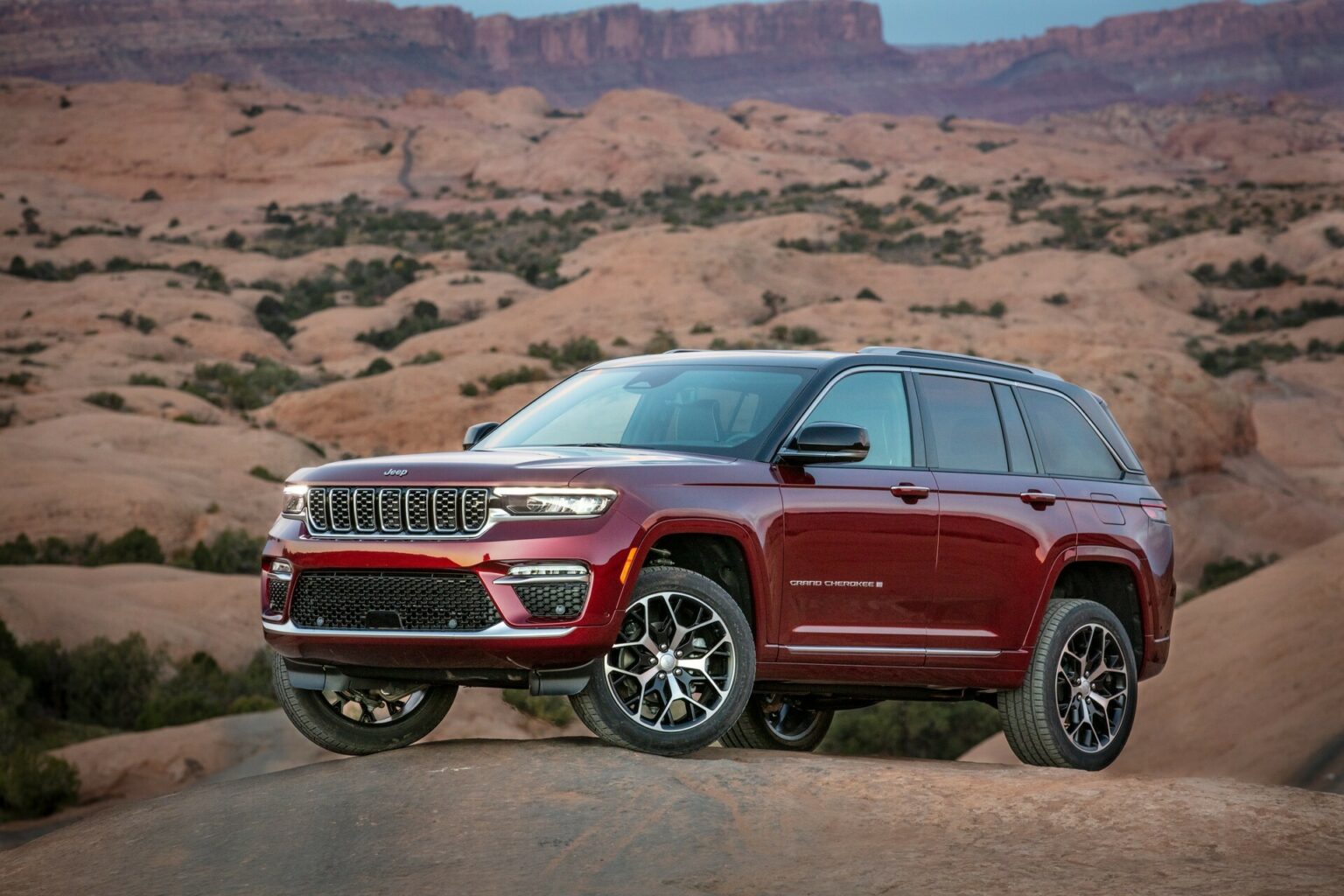 2024 Jeep Grand Cherokee Holds The Line On Price Increases Carscoops