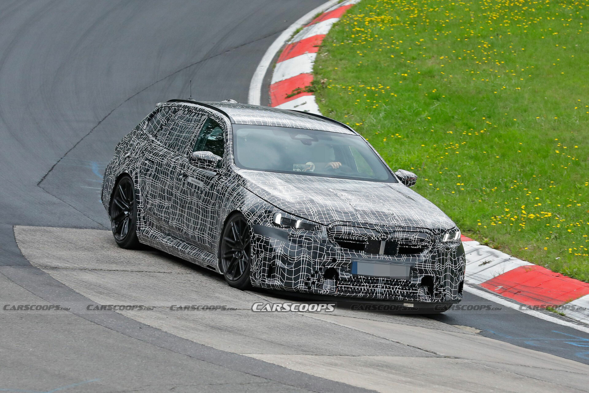 2025 BMW M5 Touring Hits The Track As It Prepares To Hunt High ...