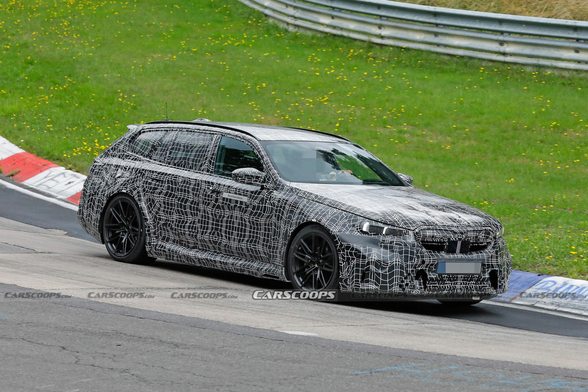 2025 BMW M5 Touring Hits The Track As It Prepares To Hunt High ...