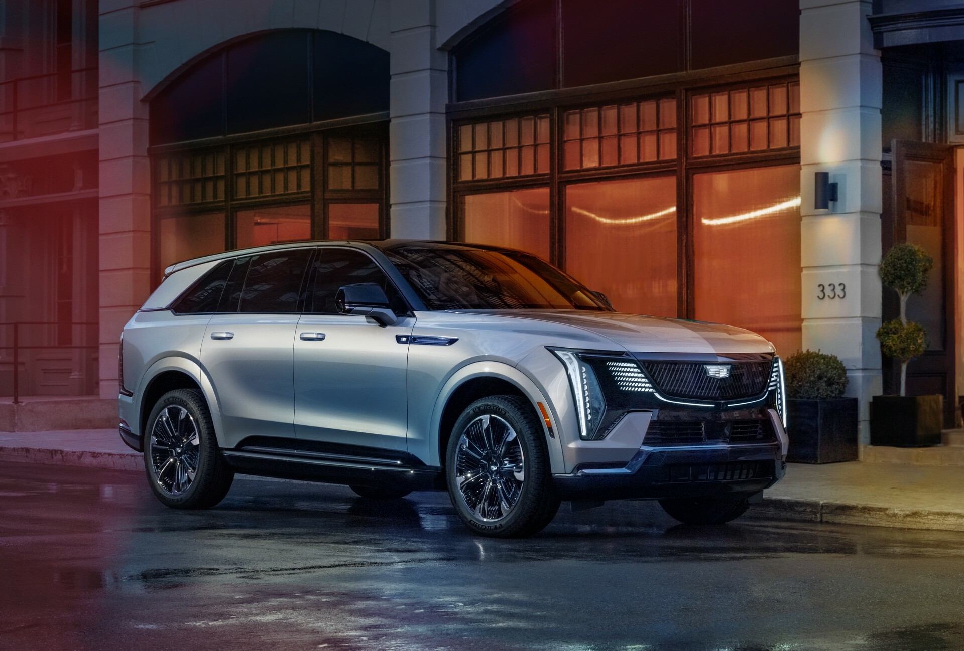 2025 Cadillac Escalade IQ Is A $130k Flagship Electric SUV With 450 