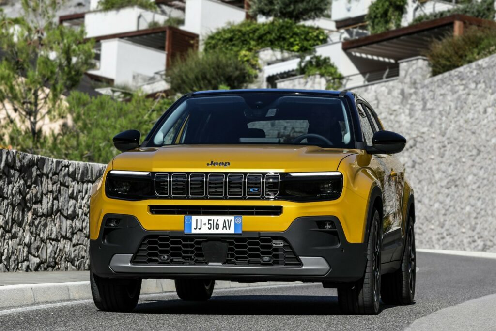 Jeep Avenger Electric (2023-2024) price and specifications - EV