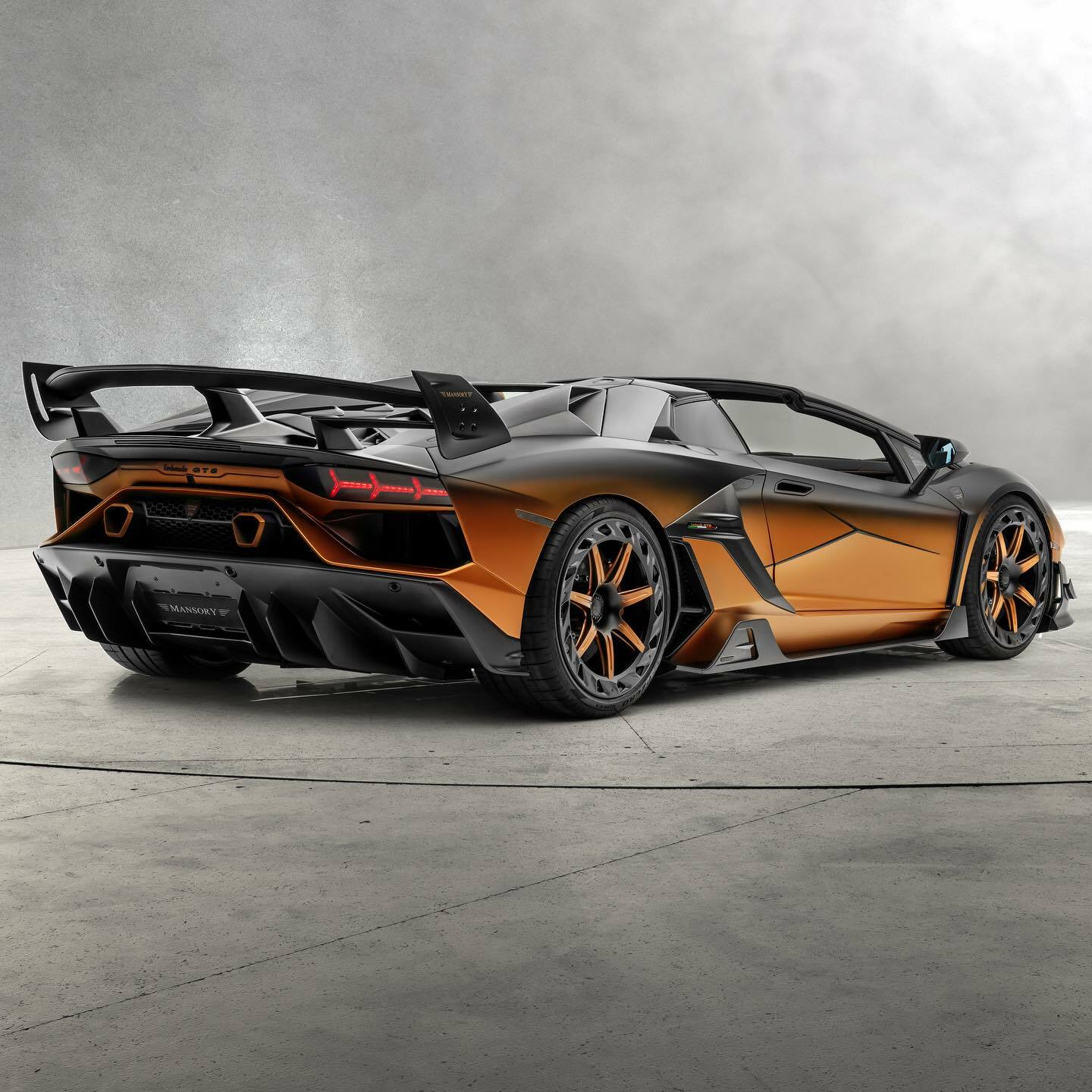 Lamborghini Aventador Mansory Carbonado