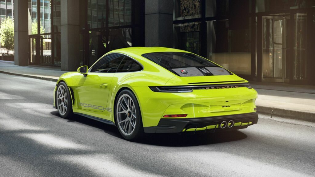  How Would You Configure Your Dream 2024 Porsche 911 S/T?