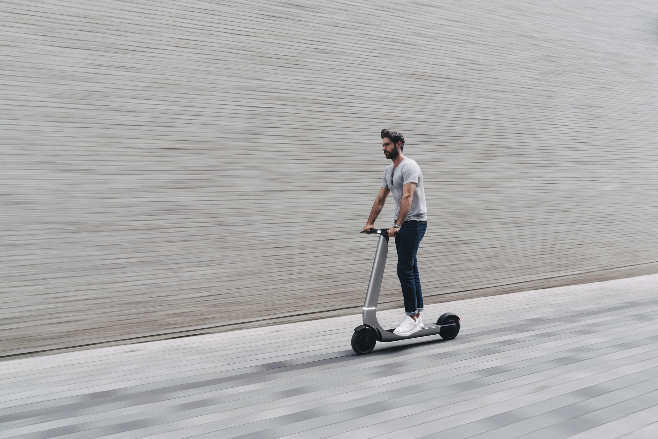 This Electric Scooter Was Designed By Former Williams F1 Engineers ...