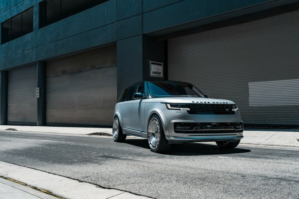 Range Rover dressed up in Louis Vuitton goes overboard - Carbon Turbo -  Official Website