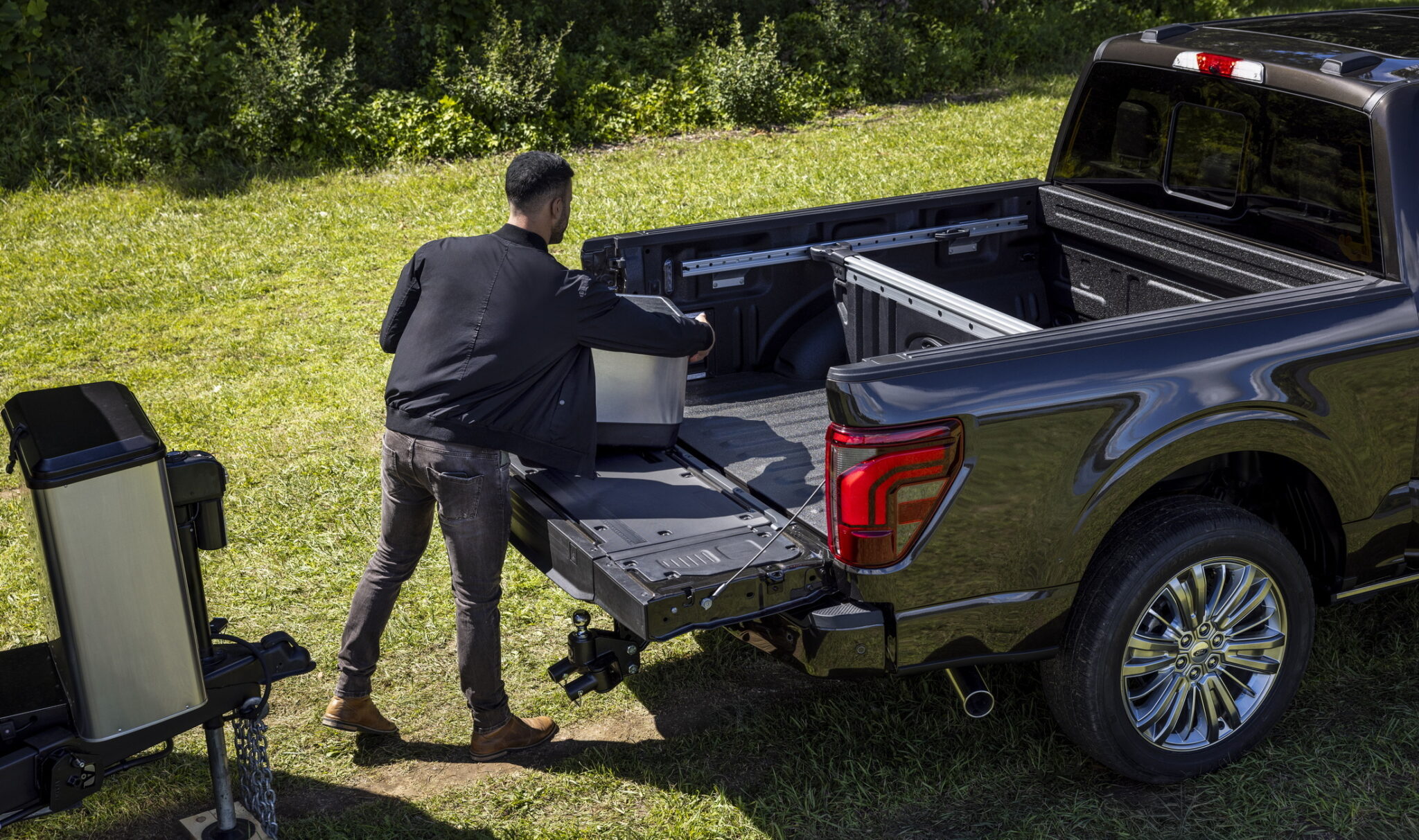 2024 Ford F 150 Refresh Brings New Swinging Tailgate Cheaper Hybrid   2024 Ford F 150 Pro Access Tailgate 5 2048x1213 