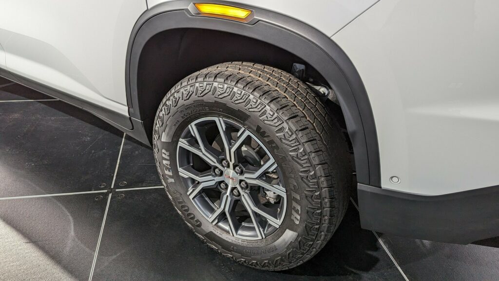 2024 GMC Acadia Grew Nearly A Foot Due To Covid And Changing Customer ...