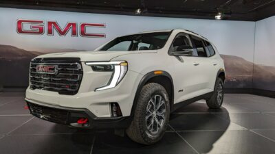 2024 GMC Acadia Grew Nearly A Foot Due To Covid And Changing Customer ...