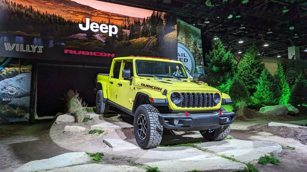 2024 Jeep Wrangler Gets A Divisive Face But A Welcome New Interior