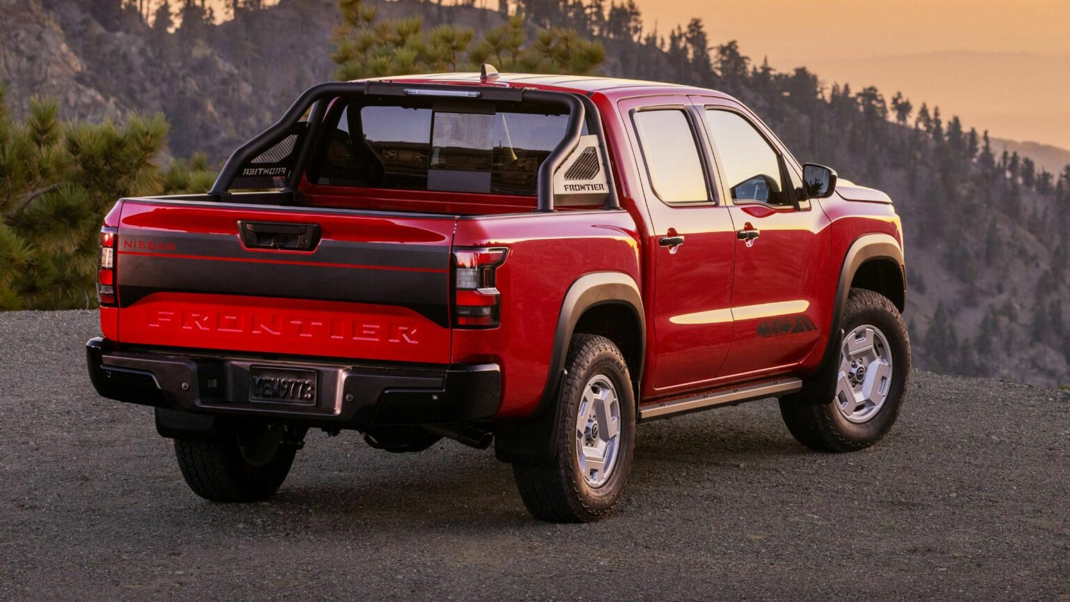 2024 Nissan Frontier Gains Cool New Hardbody Edition With ’80s ...