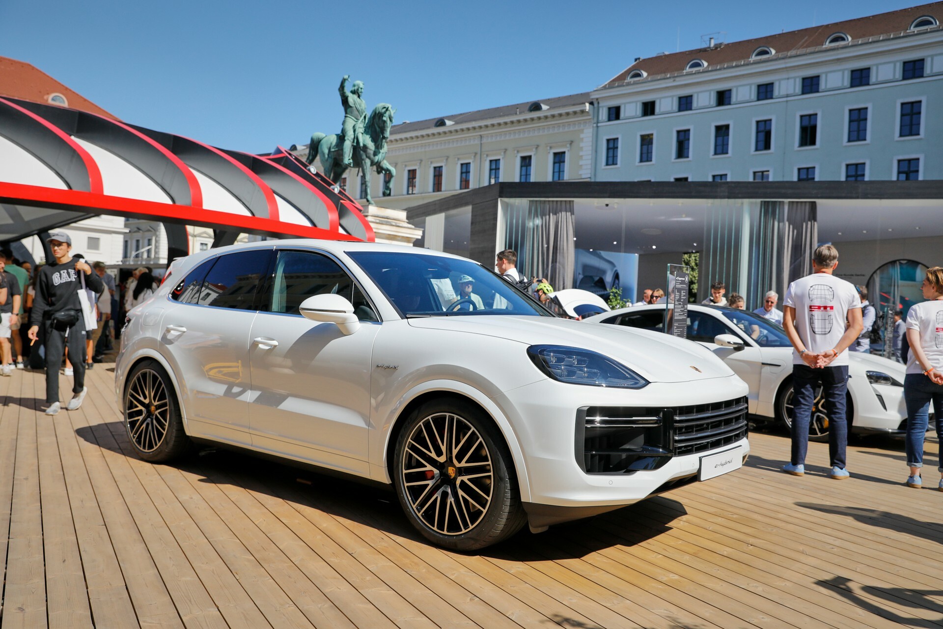 2024 Porsche Cayenne Turbo EHybrid Comes To Munich As The Ultimate