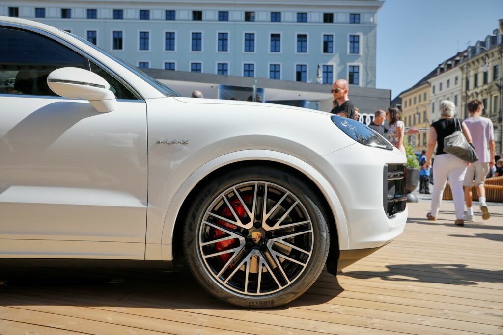 2024 Porsche Cayenne range gets another hybrid, Augusta-Margaret River  Mail