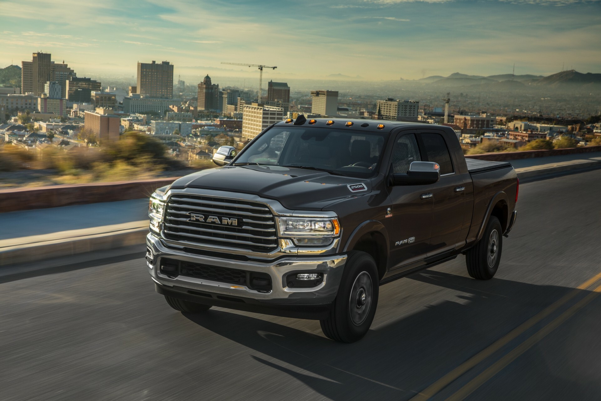 Dodge Ram 2500 Crew Cab