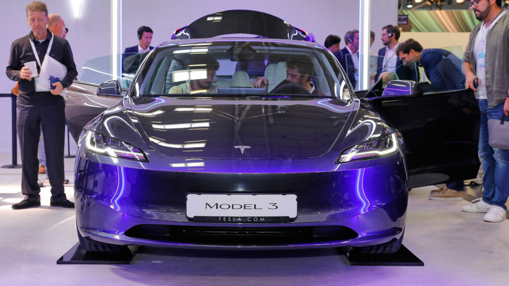 Tesla Model 3 Driving, Engines & Performance