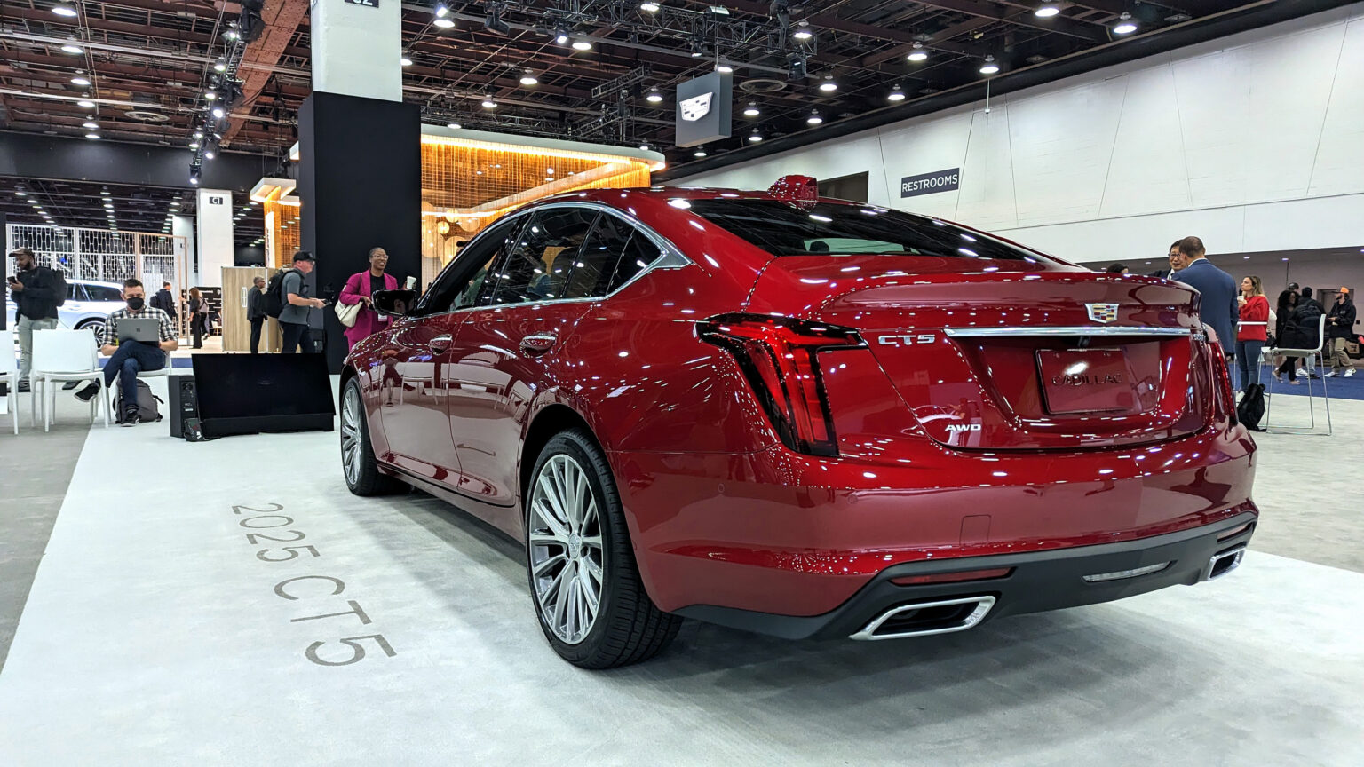 2025 Cadillac CT5 Has Sportier Styling And A New 33-Inch Curved Display ...